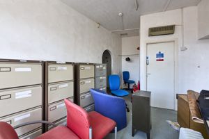 Photo 11- click for photo gallery